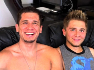 Muscle Twink Skim Through Busted Plus Cumshot